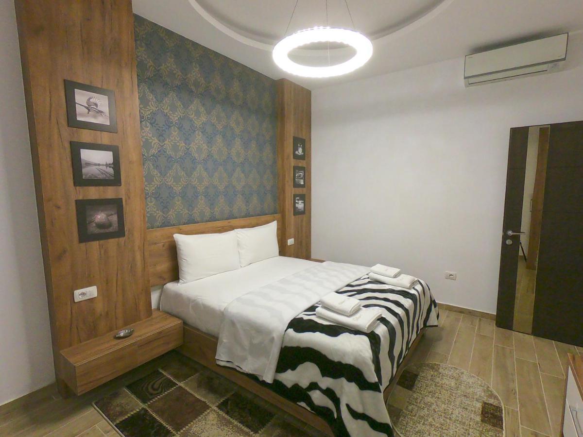 Hotel St.Pauli Shkodër Buitenkant foto